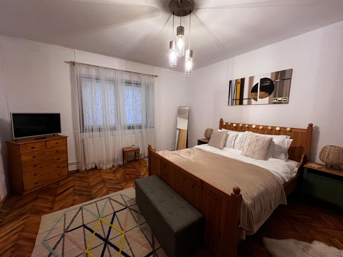Eden Garden Apartment บราชอฟ ภายนอก รูปภาพ