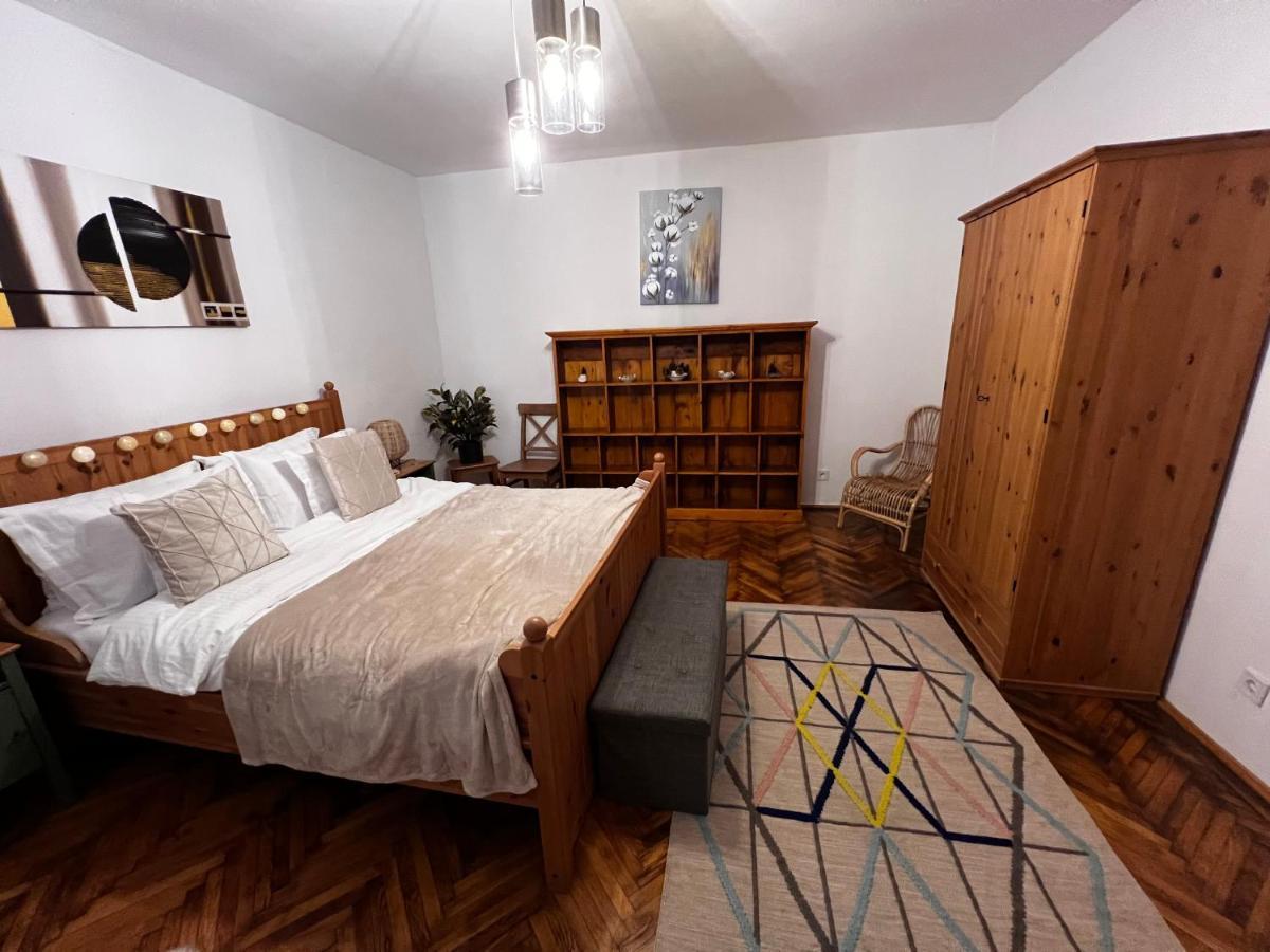 Eden Garden Apartment บราชอฟ ภายนอก รูปภาพ