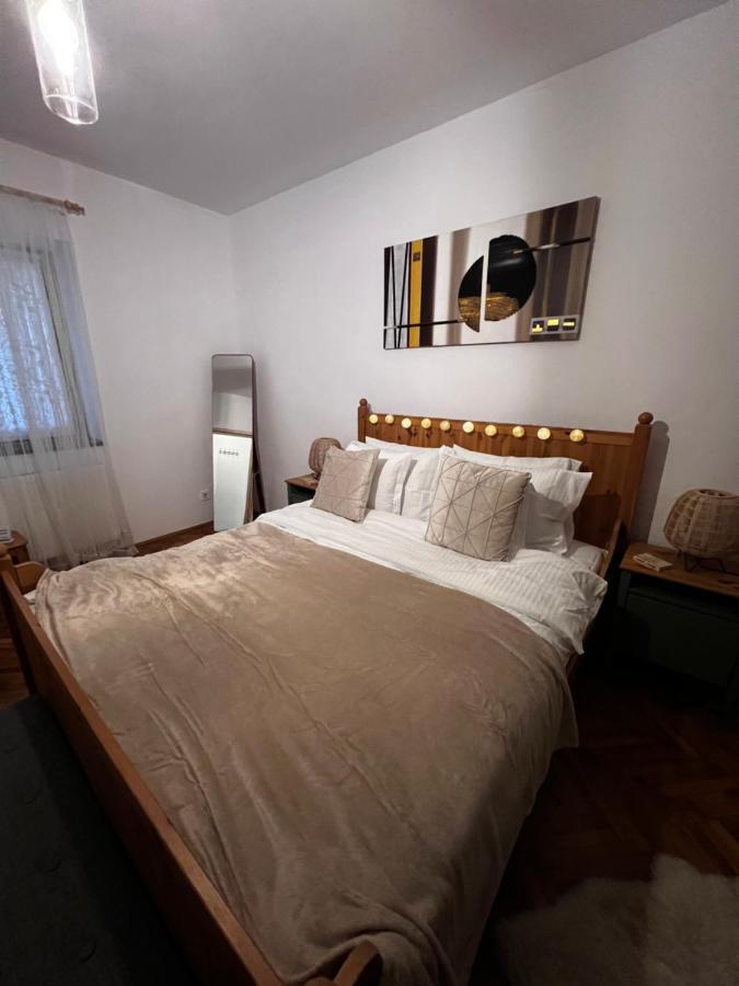 Eden Garden Apartment บราชอฟ ภายนอก รูปภาพ