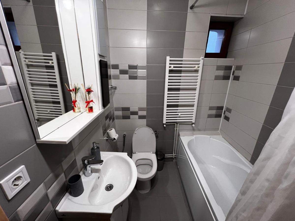 Eden Garden Apartment บราชอฟ ภายนอก รูปภาพ