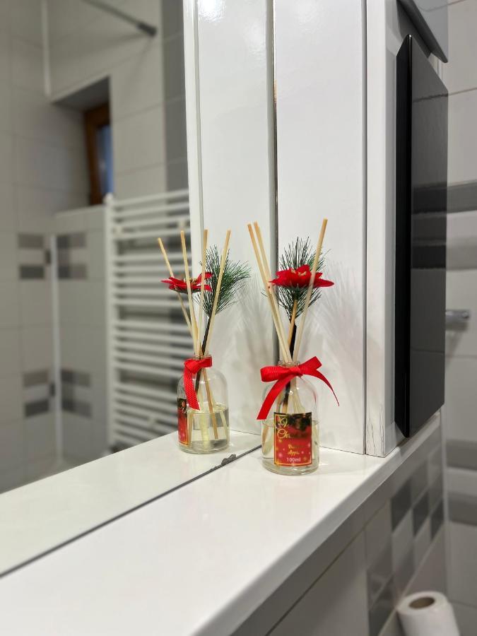 Eden Garden Apartment บราชอฟ ภายนอก รูปภาพ
